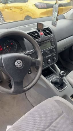 
										Volkswagen Jetta 2009 full									